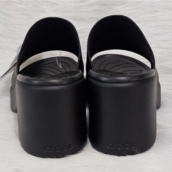 Croc's Brooklyn slides with heel. NWT - Picture 6 of 8